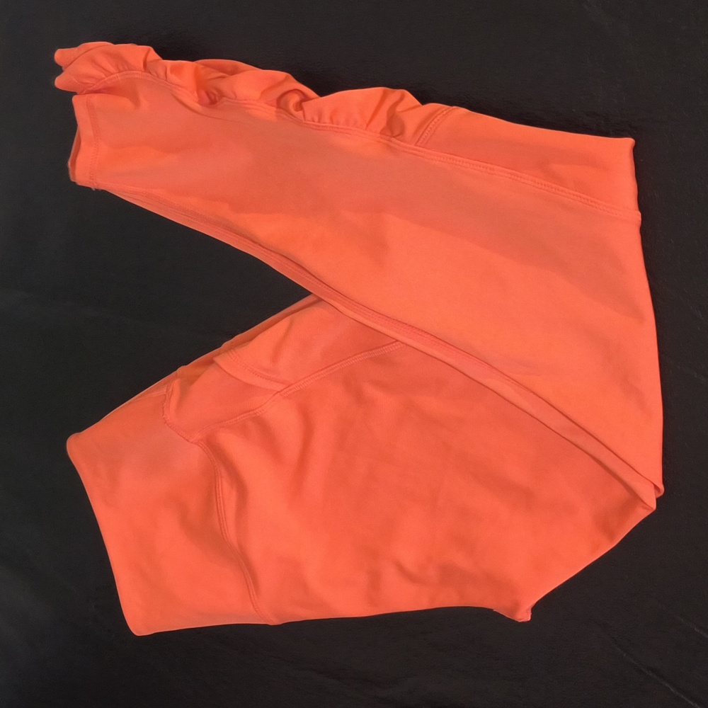 Women's coral leggings